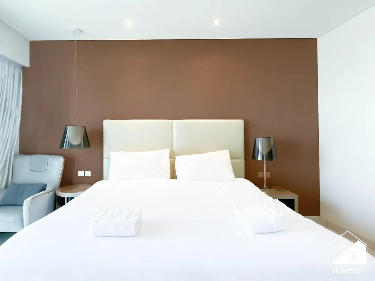 Daire Luxury 1-Bedroom Apt With City Views ,Business Bay Dubai