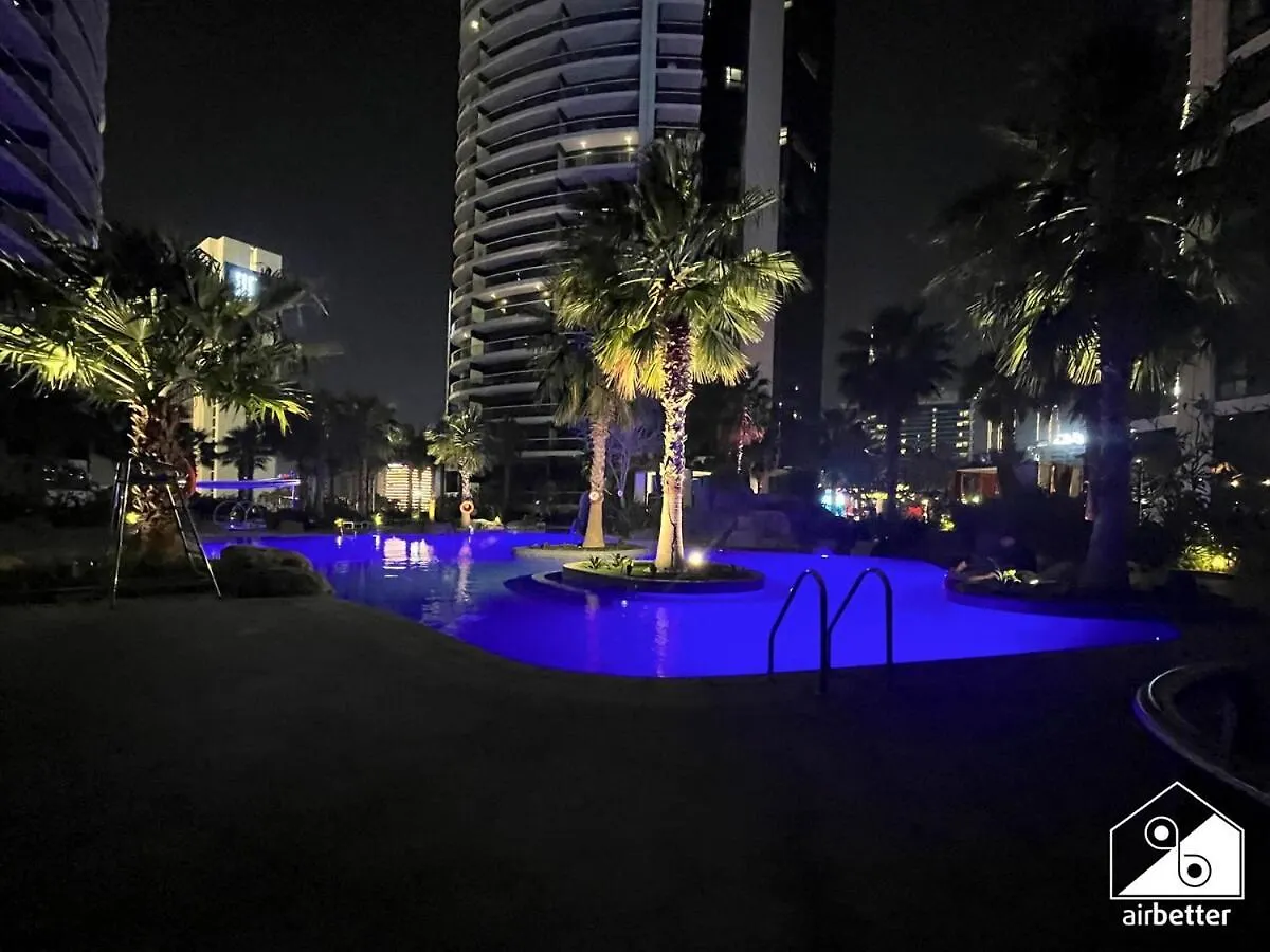 Luxury 1-Bedroom Apt With City Views ,Business Bay Dubai Daire