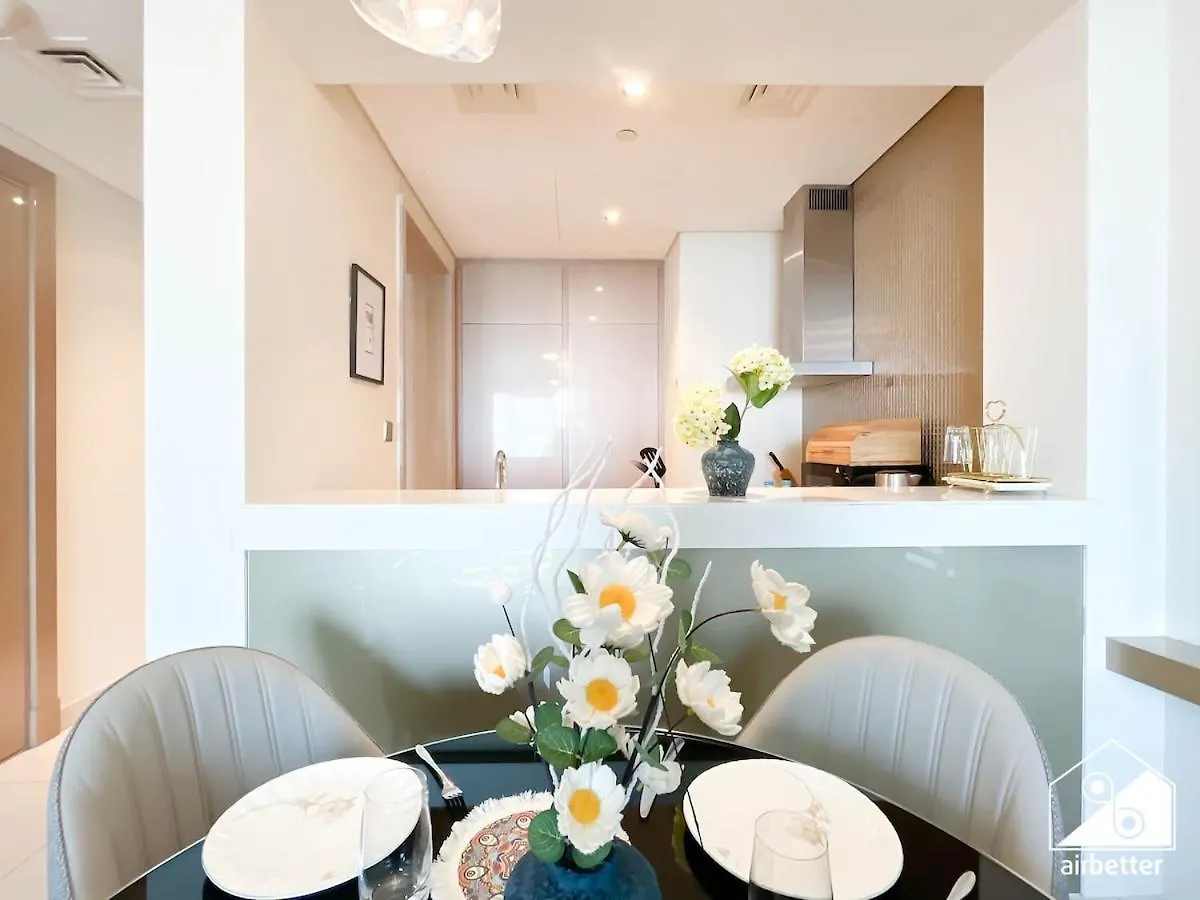 Luxury 1-Bedroom Apt With City Views ,Business Bay Dubai