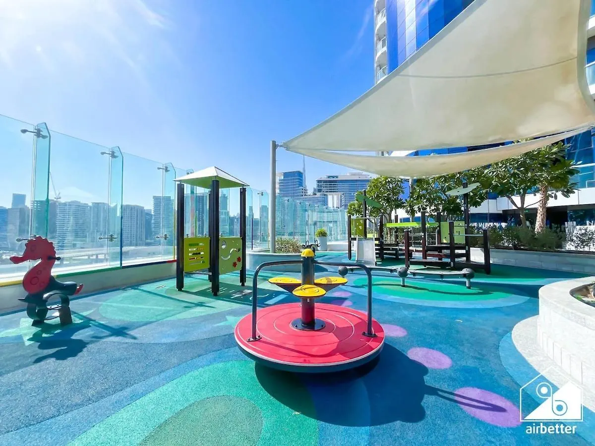 Daire Luxury 1-Bedroom Apt With City Views ,Business Bay Dubai